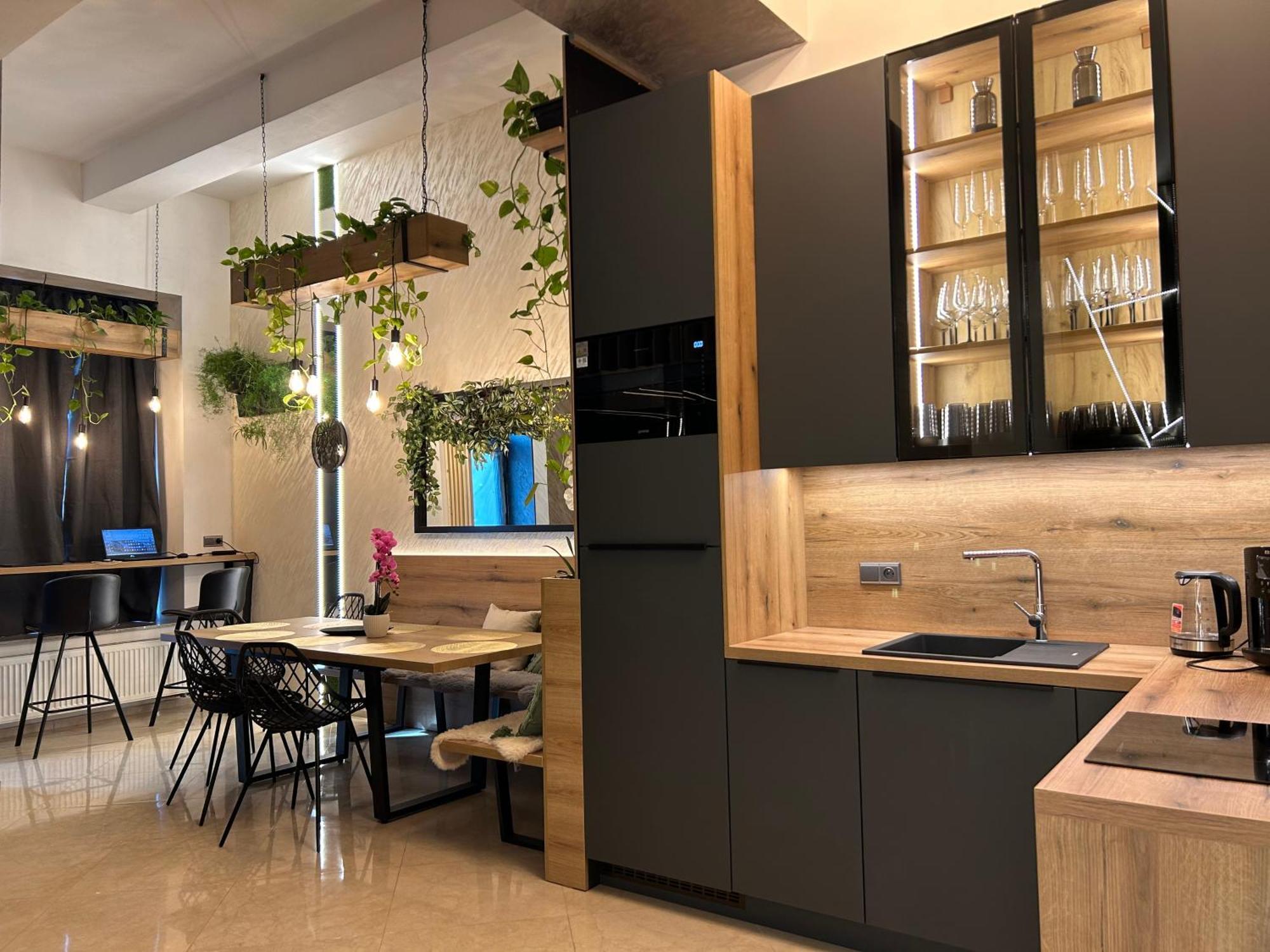 Leo Apartment Suite & Private Spa Zone - Old City Bratislava Exteriér fotografie
