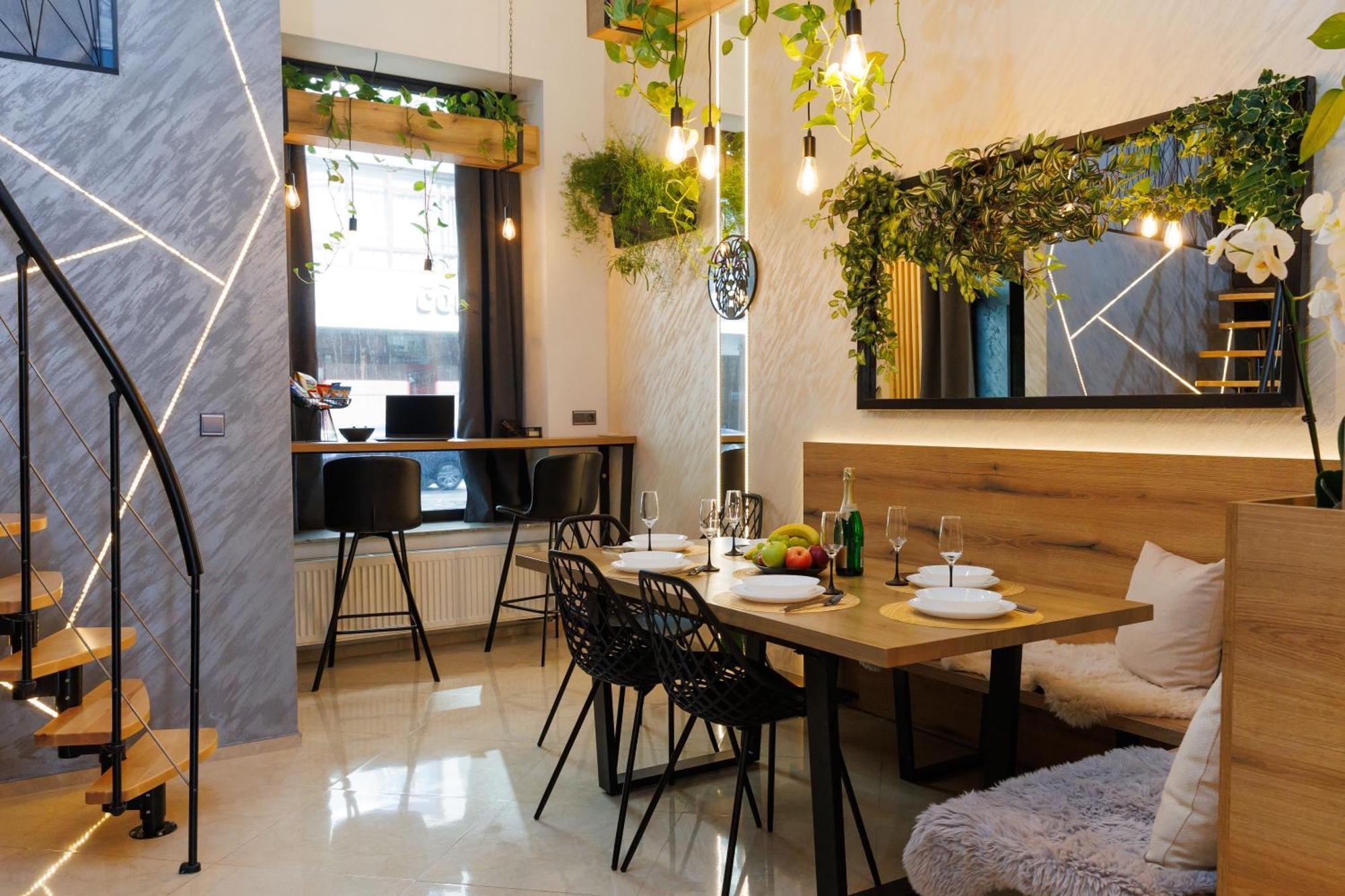 Leo Apartment Suite & Private Spa Zone - Old City Bratislava Exteriér fotografie
